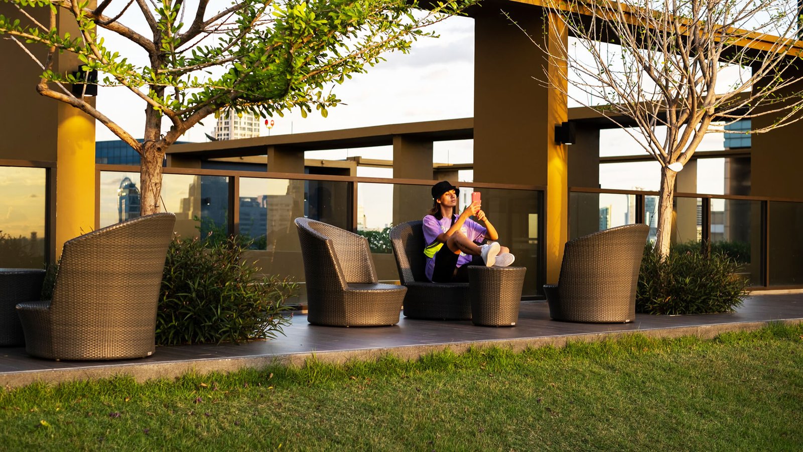 Nearby lifestyle amenities in South Delhi